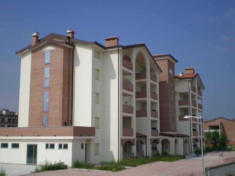 Residence Cleo Llido Degli Estensi Eksteriør bilde