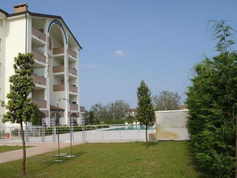 Residence Cleo Llido Degli Estensi Eksteriør bilde